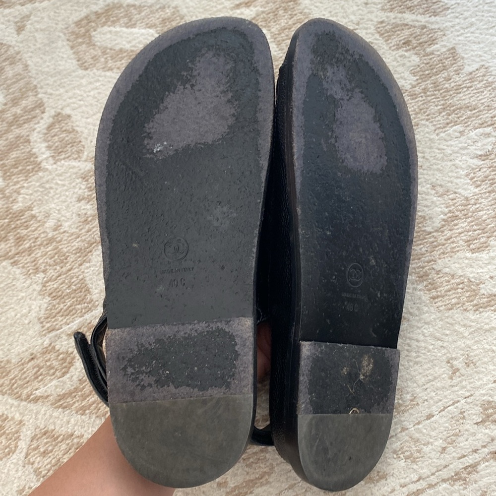 Chanel black leather cc GHW dad sandals 40C - Picture 8 of 10